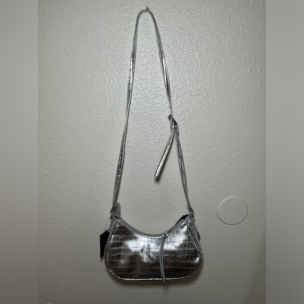 Forever 21 Y2K Grey Metallic Shoulder Bag